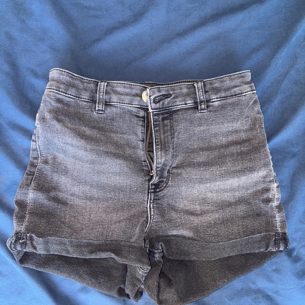 Divided High-Waisted Black Denim Jean Shorts